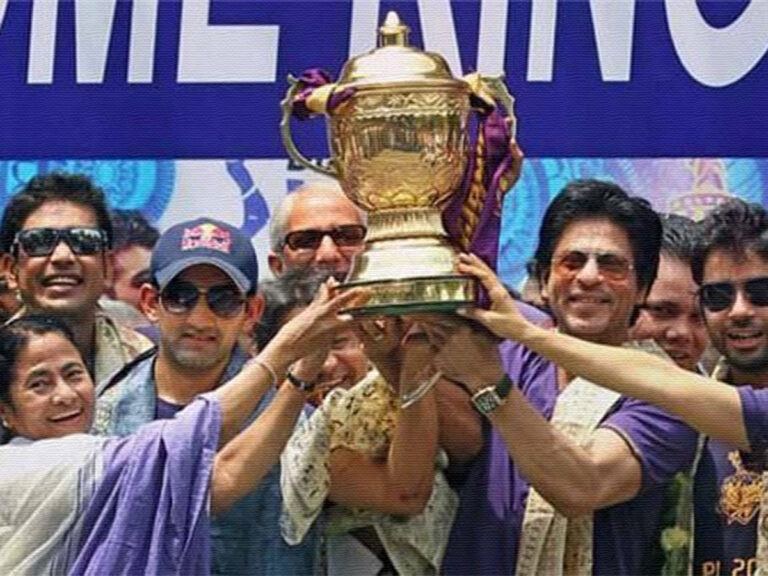 rcb-tragedy-hypocrite-gambhir-triggers-fan-wars