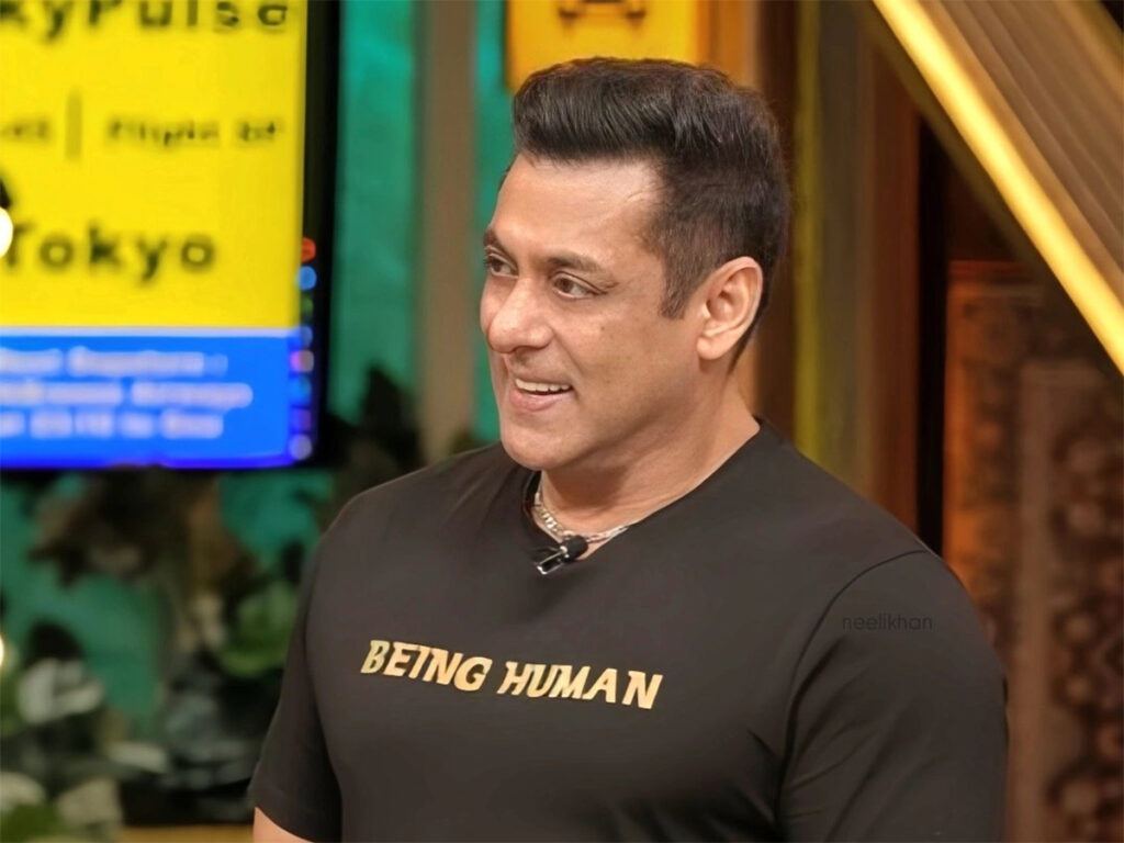 Salman Khan's Poster in Kareena Kapoor's Bathroom
