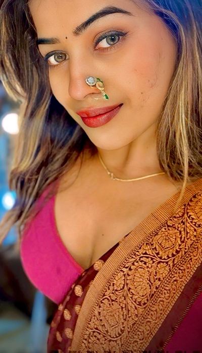 Yogita Jadhav’s Navel and Nose Piercings Stun