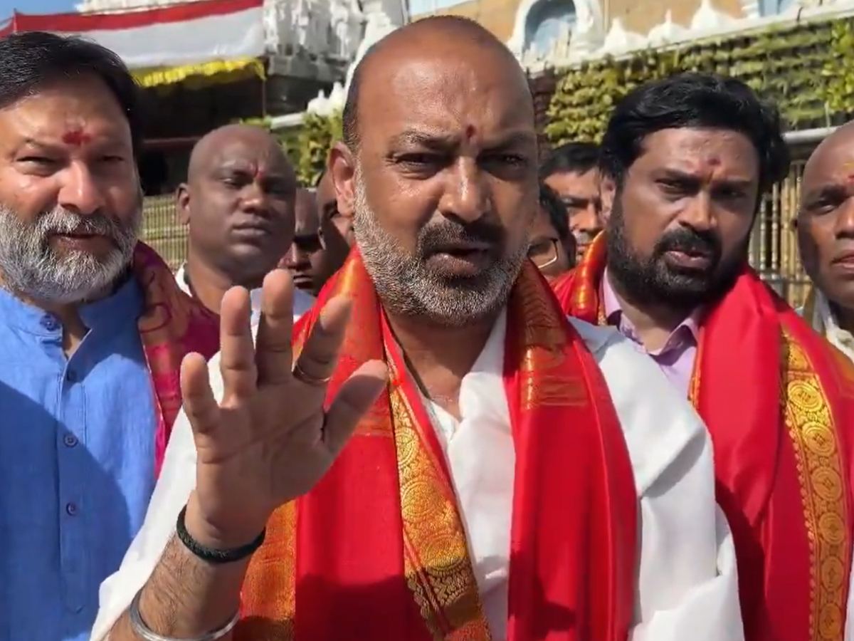 1000+ Non-Hindus Working in TTD: Bandi Sanjay