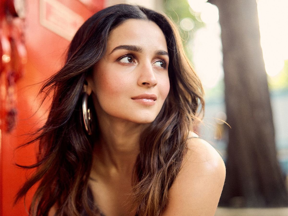 Alia Bhatt’s Personal Assistant Arrested in 77 Lakhs Scam Case
