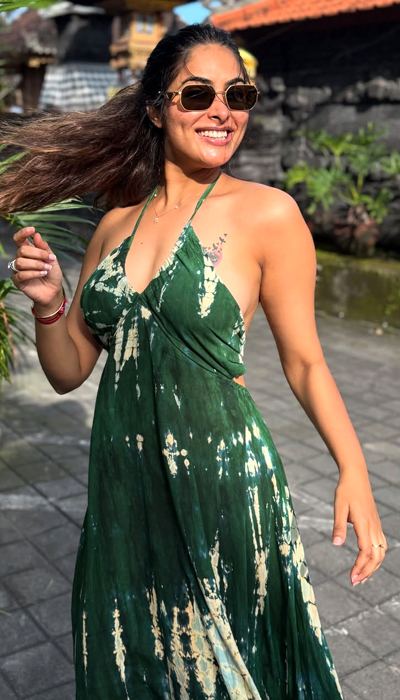Divi Vadthya