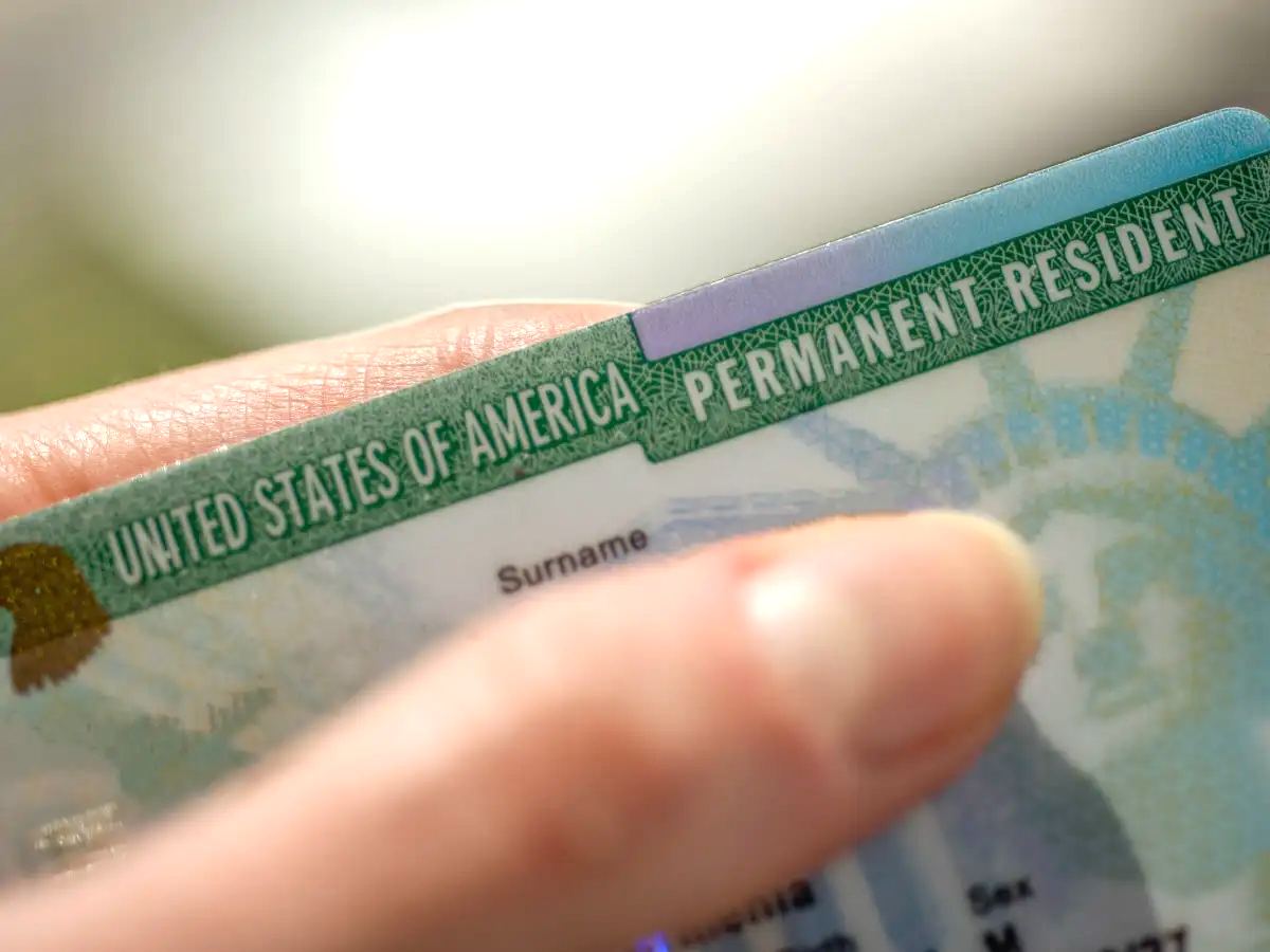 Divorced Green Card Holders Return to US
