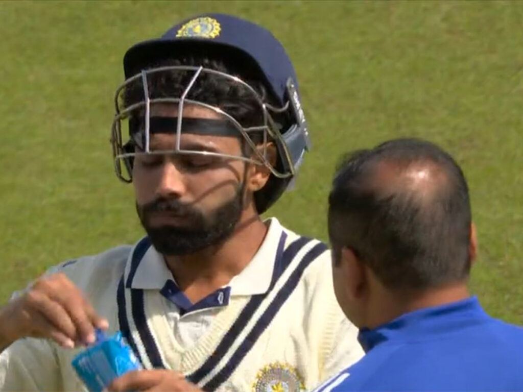 England Players Sledging India