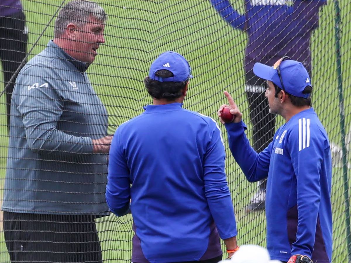 gambhir Oval curator spat