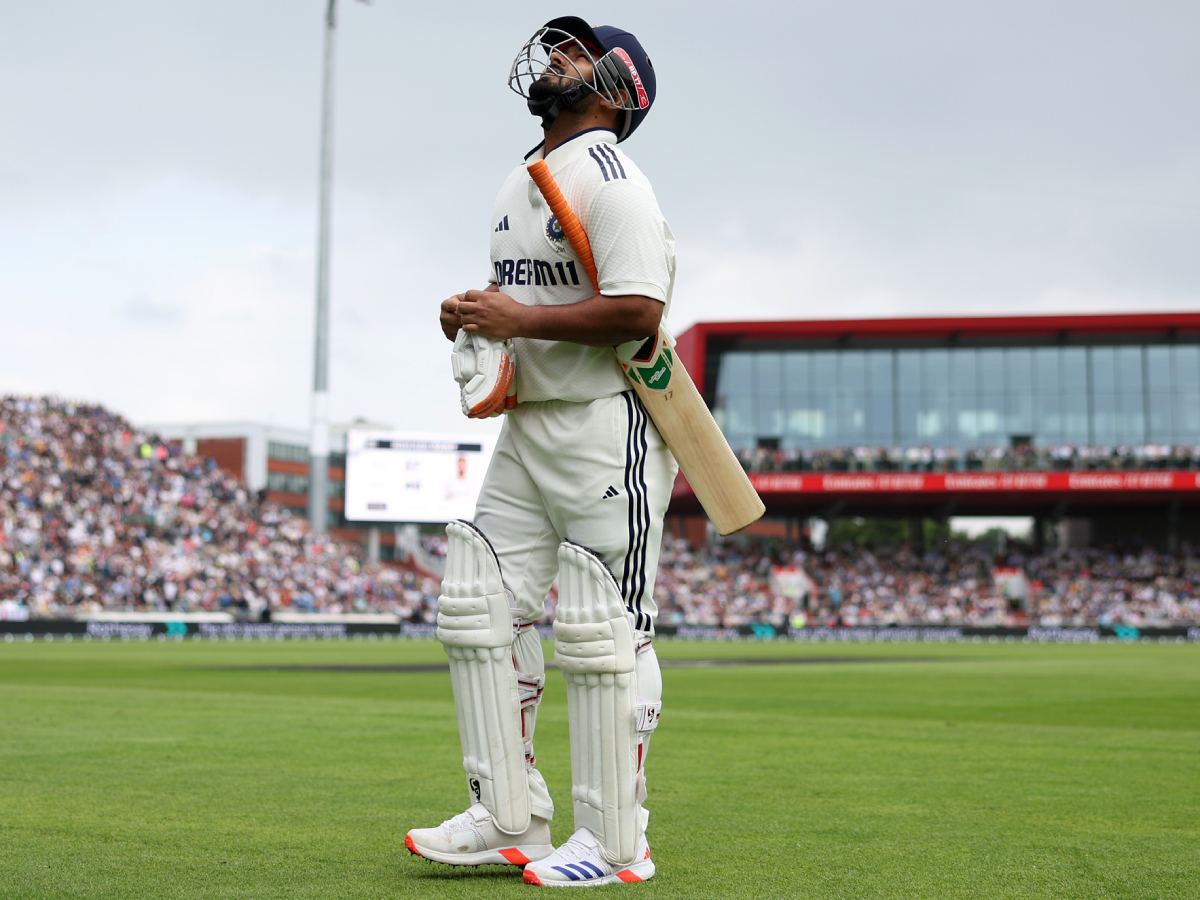 Heroism Wasted: Rishabh Pant Stands Alone?