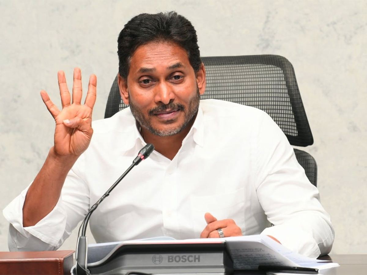 Jagan police media controversy