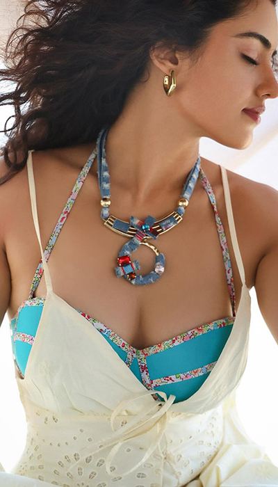 Jungle Vibes, Beach Body – Malavika Sharma Rocks
