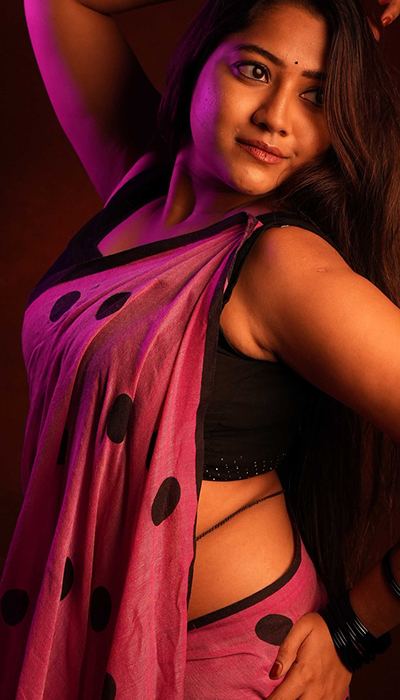 Just Pink & a Wink – Shameena’s Saree Game