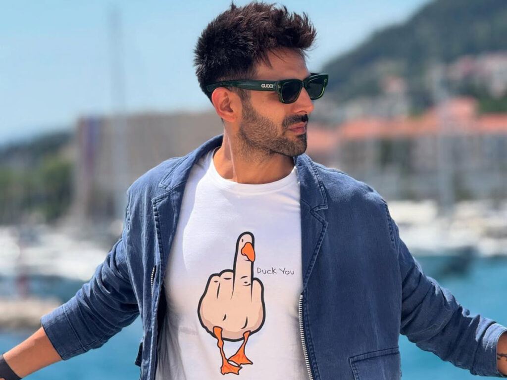 Kartik Aaryan under PR pressure