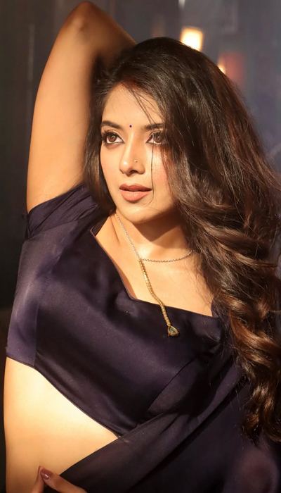 Khushi Dubey