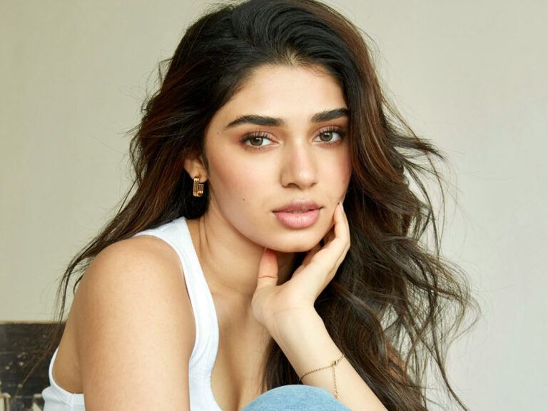 krithi shetty