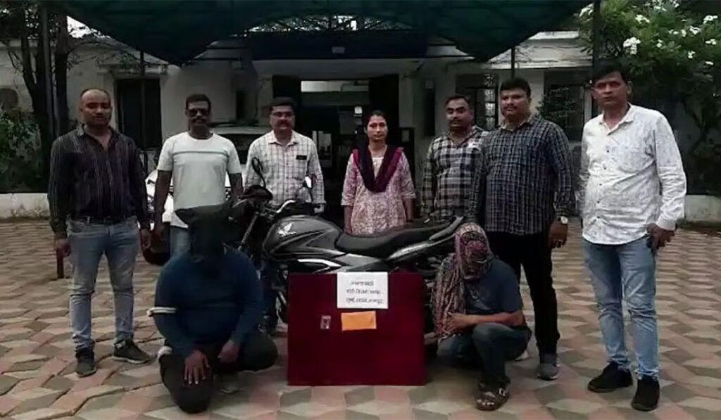 Man Turns Snatching Thief