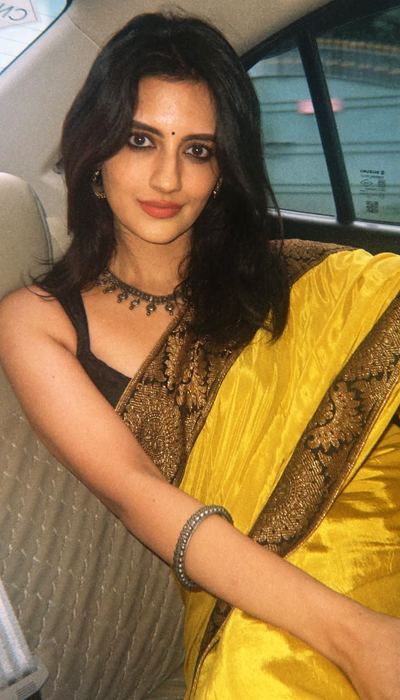 Nivaashiyni Krishnan Glows
