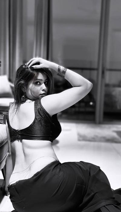 Sailee Dahate Waistline
