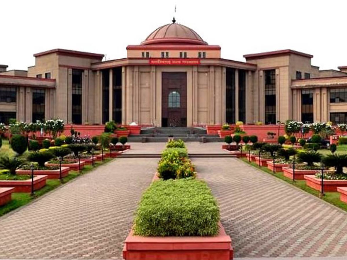 Saying 'I Love You' Is Not A Crime: High Court Ruling