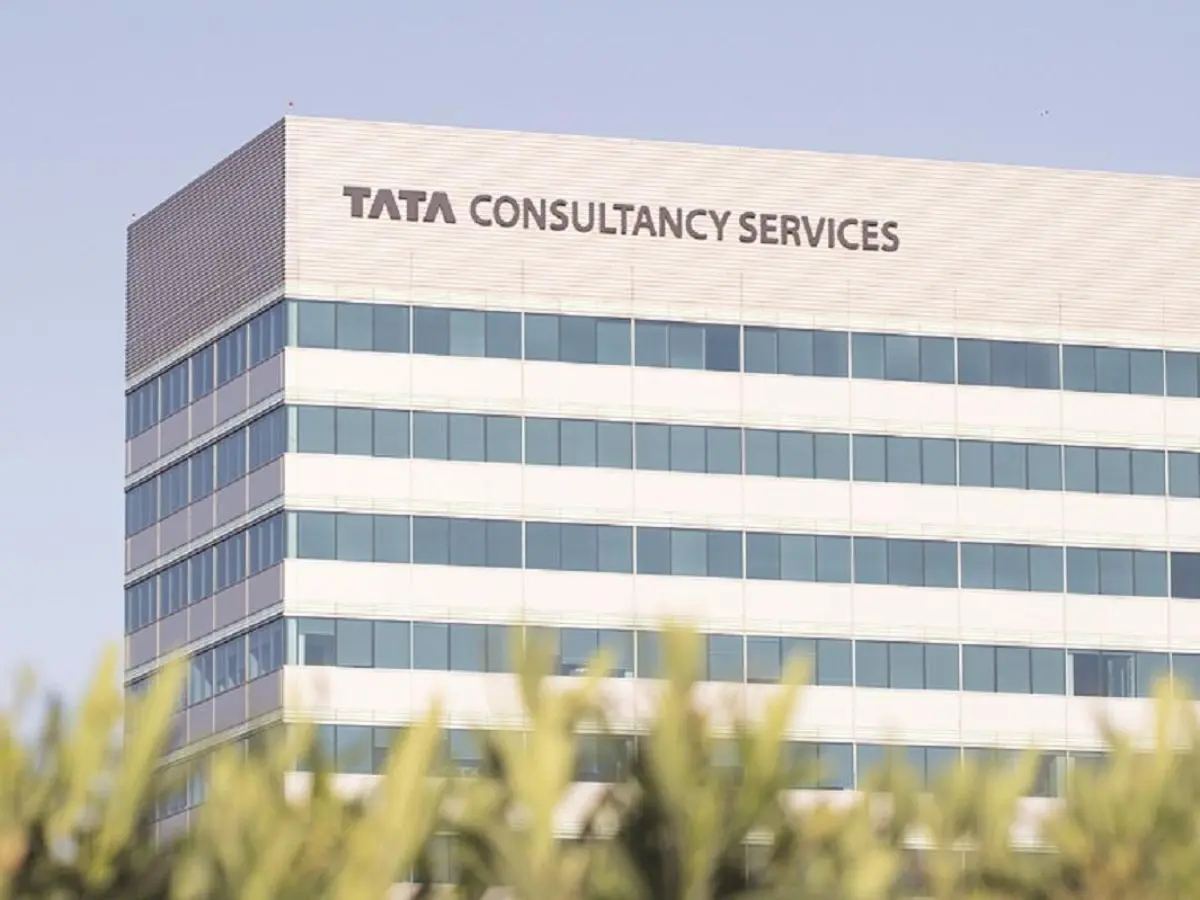 TCS freezes hiring and stops senior-level appraisals amid cost-cutting and tech slowdown