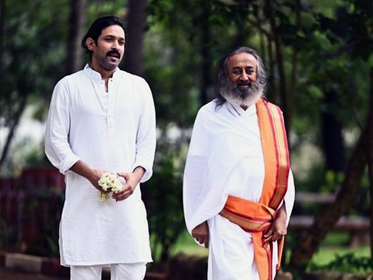 White: Vikrant Massey to Play Sri Sri Ravi Shankar in Biopic