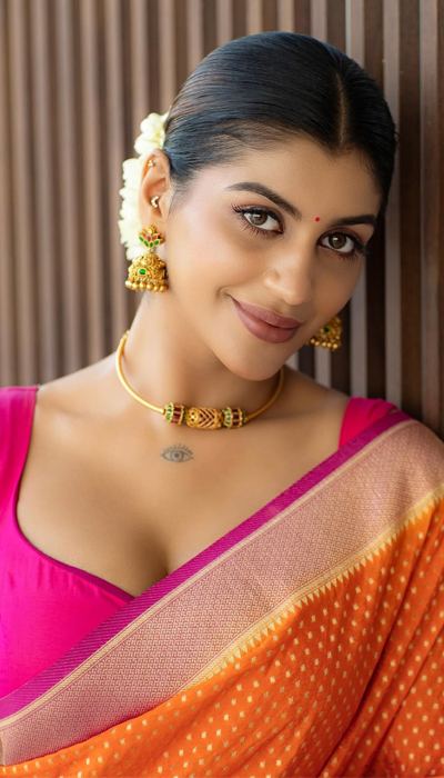 Yashika Aannand Saree Seduction