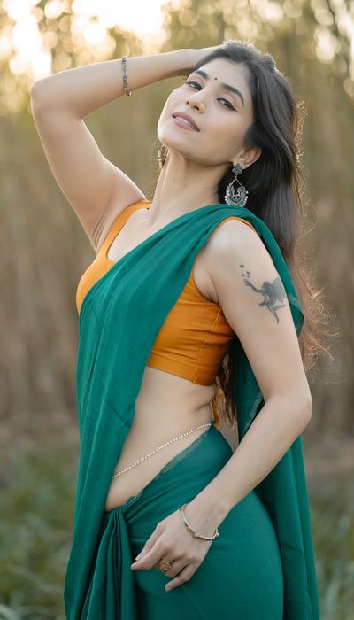 Waist Chain on Point: Abhimanika