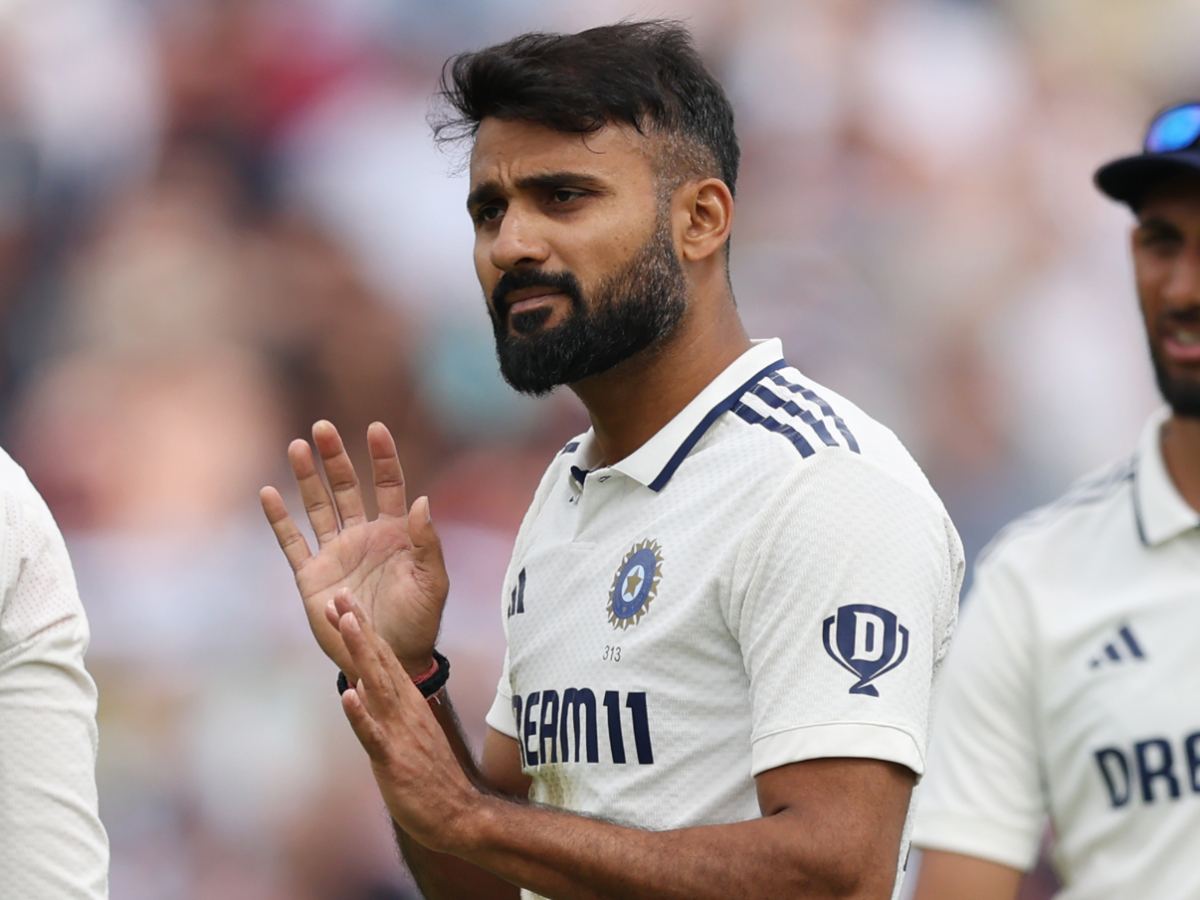 Akash Deep sledges Ben Duckett in Test match