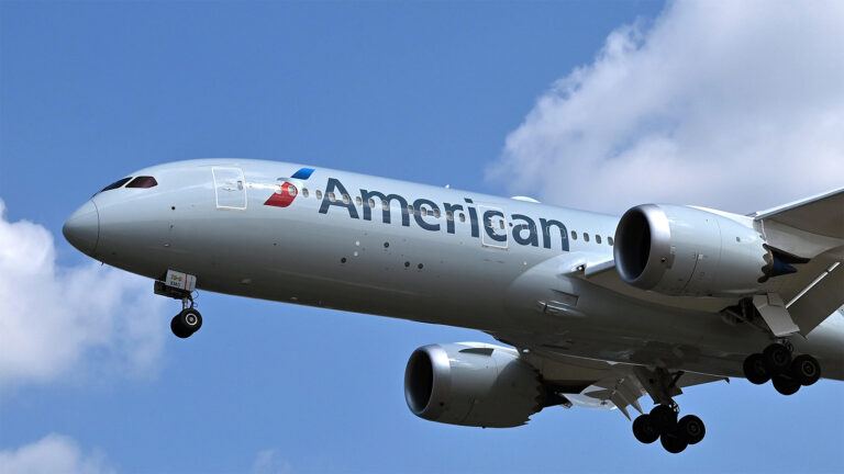 American Airlines emergency landing