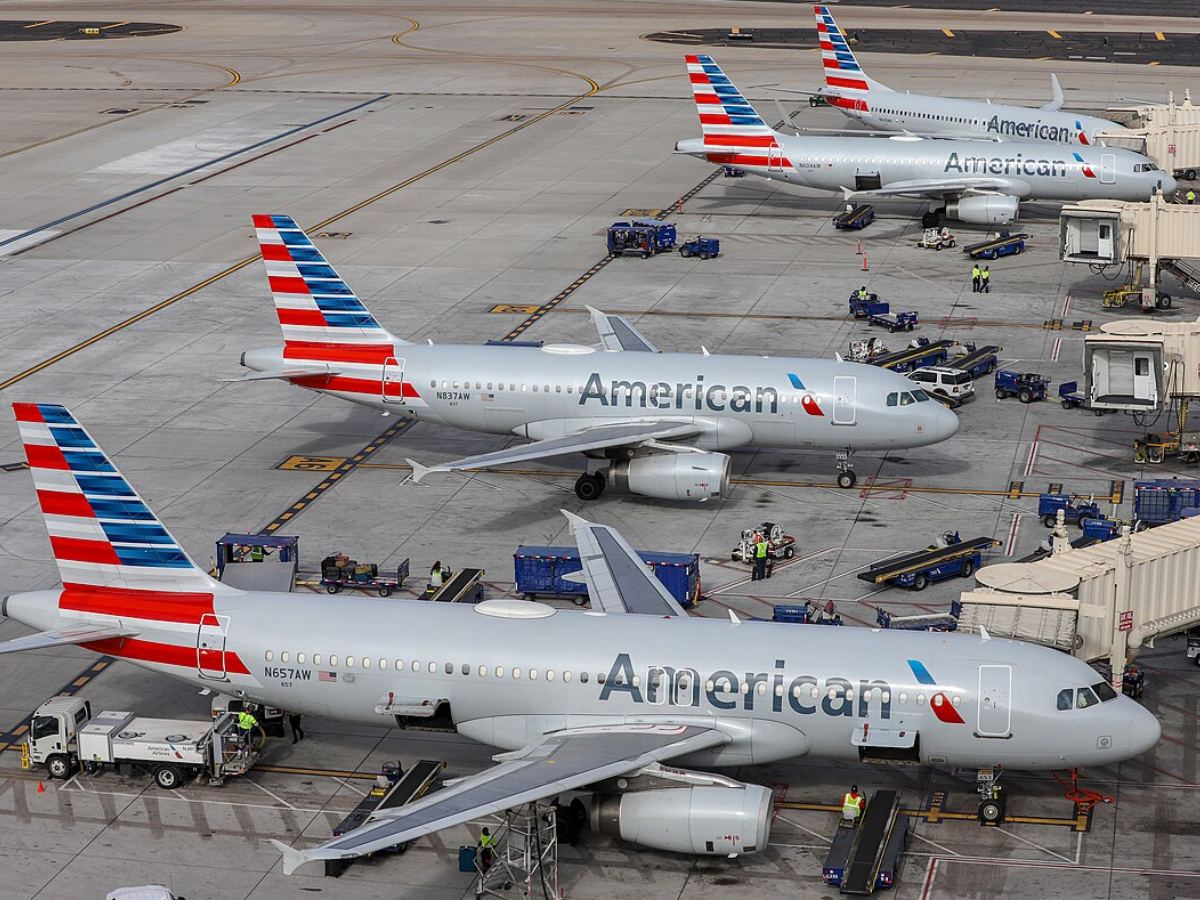 easyJet planes collide at Manchester Airport