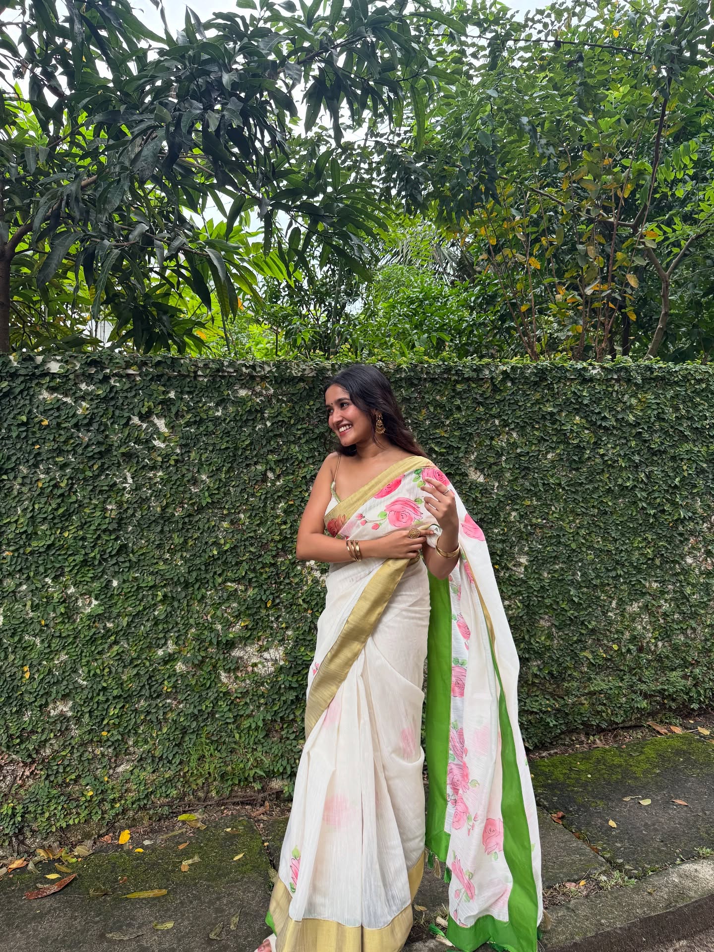 Stunning Anikha Surendran saree look glowing with fashionable charm