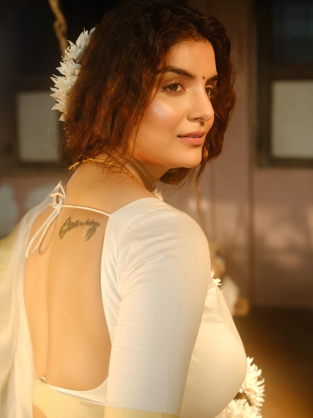 Anveshi Jain charm captured in radiant, enchanting portrait look