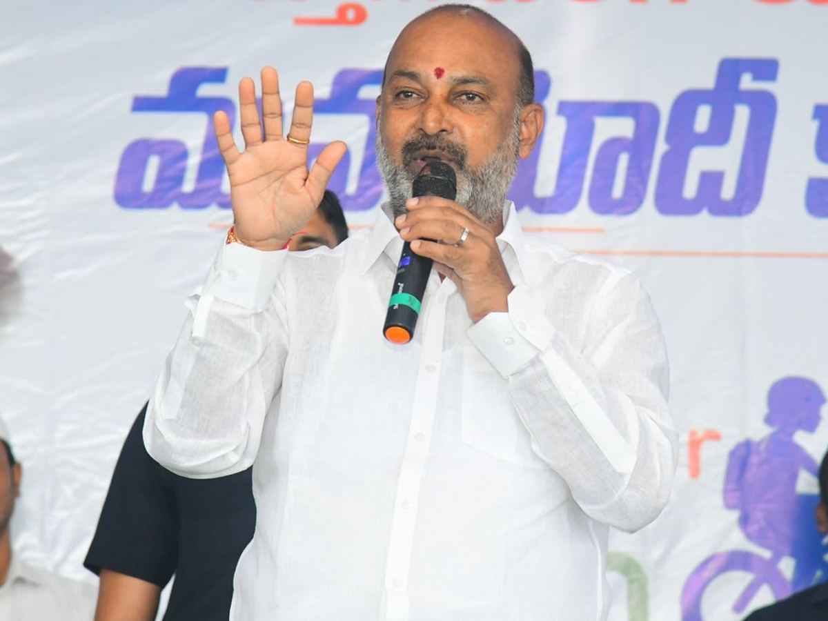 Bandi Sanjay KTR feud