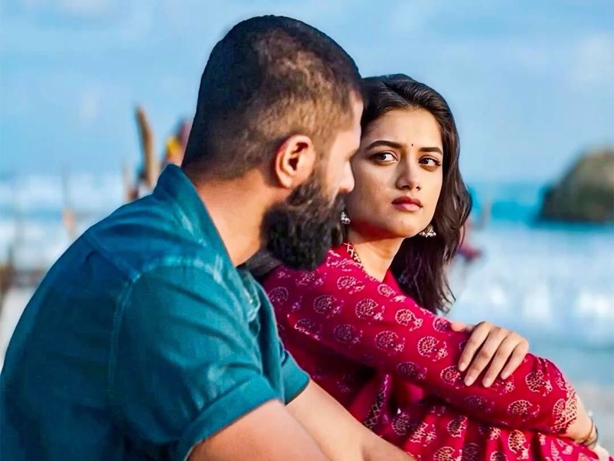 Bhagyashri Borse On A Wrong Track