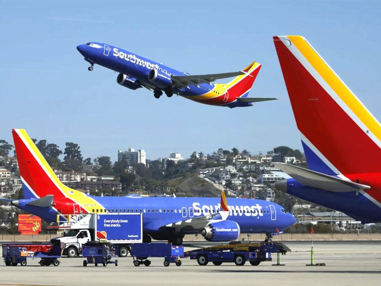 Blind passengers left behind by Southwest Airlines