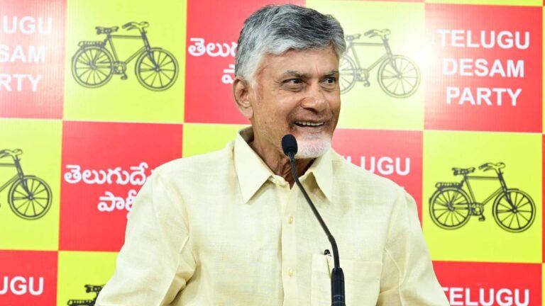 Chandrababu Naidu on TDP district committees