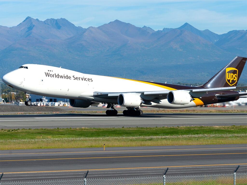 Damaged Boeing 747 after Taipei landing