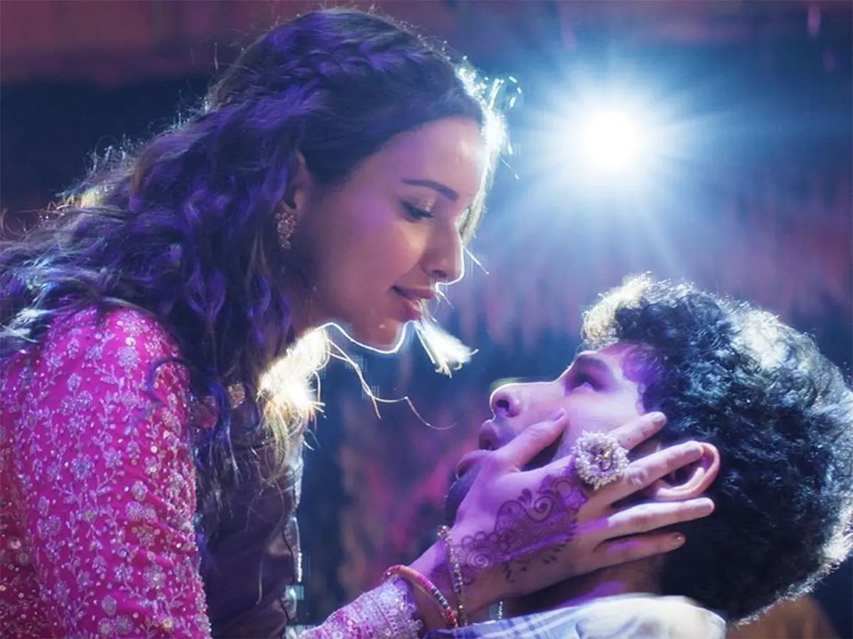 Dhadak 2 film still showing lead couple