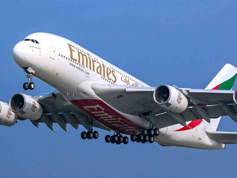 Emirates flight delay