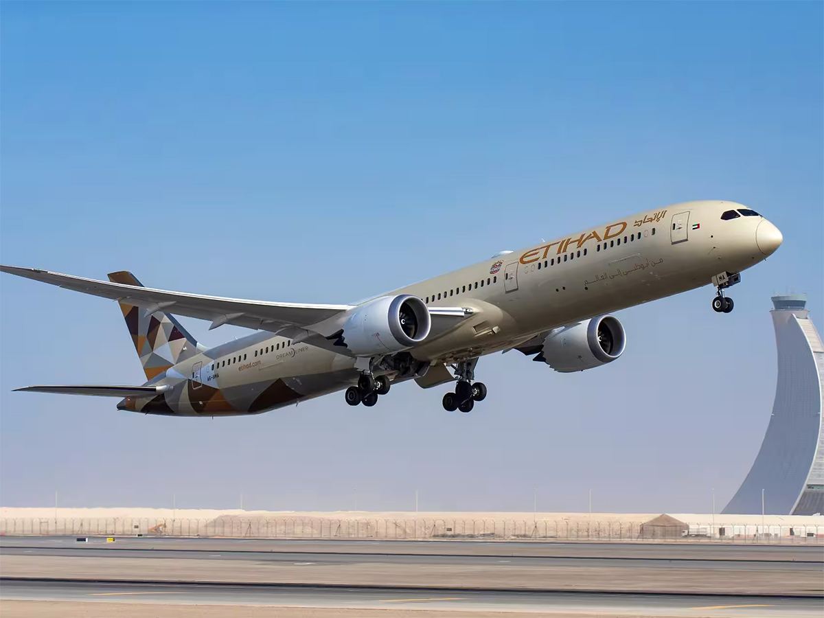 Etihad Airways Independence Day sale