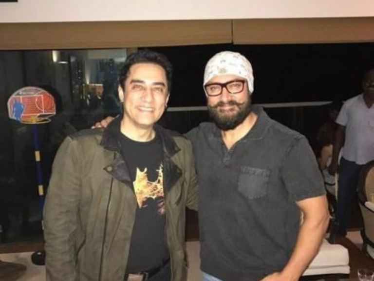 Aamir Khan brother Faissal Khan notice