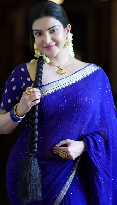 Honey Rose Delights Fans with Her Style