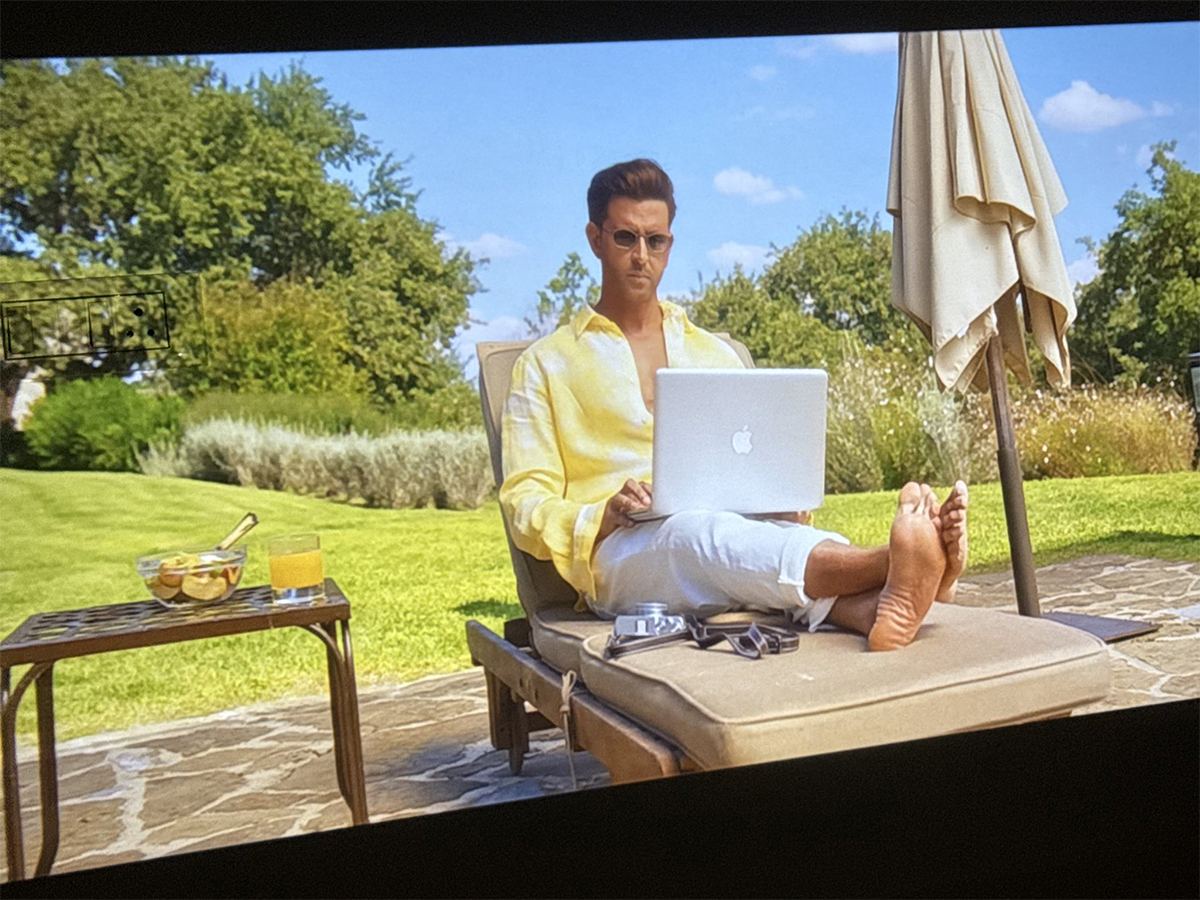 Hrithik's Laptop Scene Winning Praise