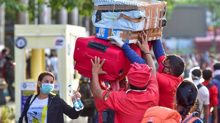 Indian Railways luggage rules debate