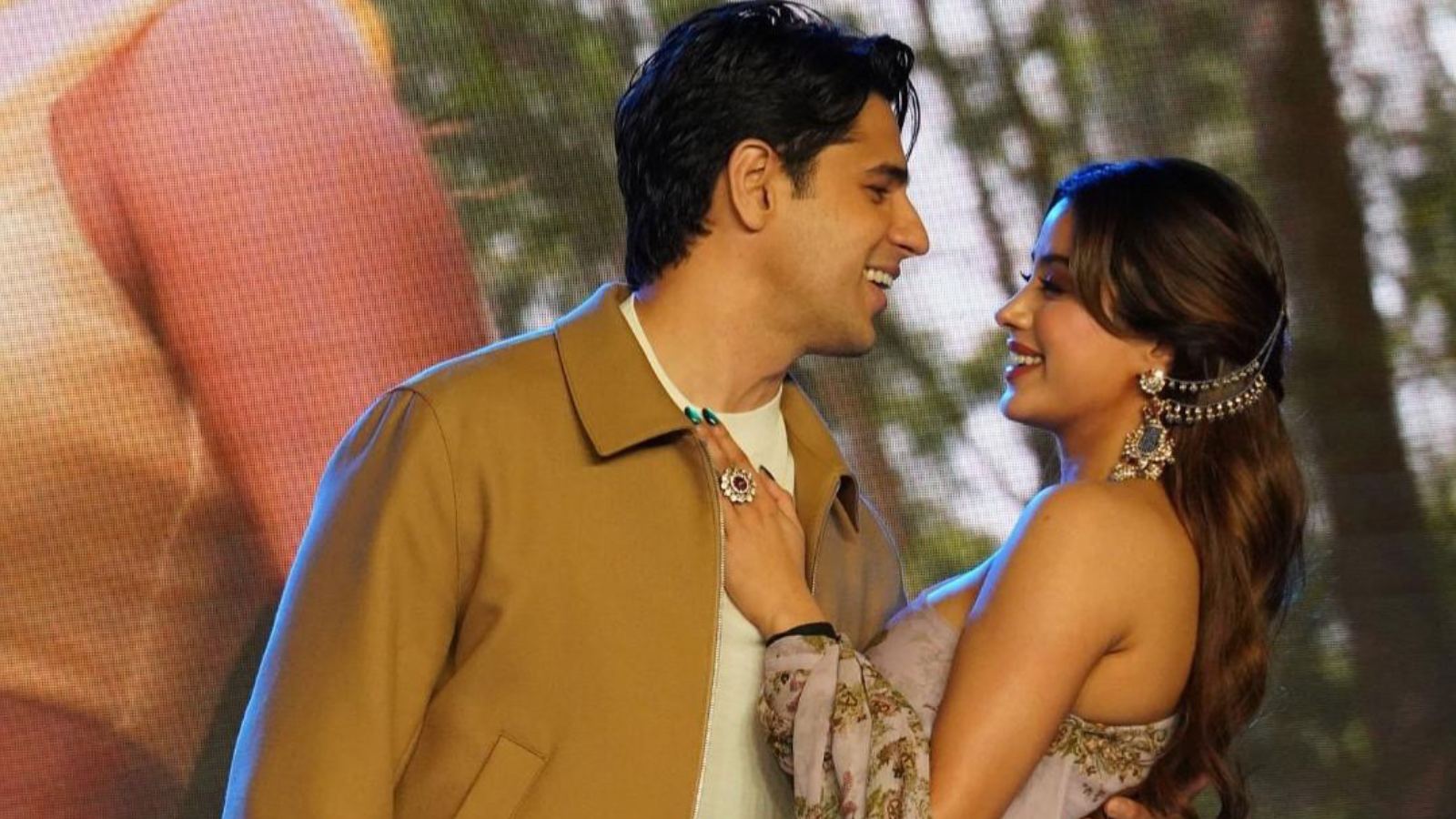 Janhvi and Sidharth at temple visit