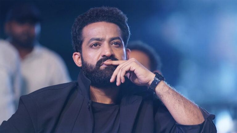 Jr NTR blamed for War 2 disaster