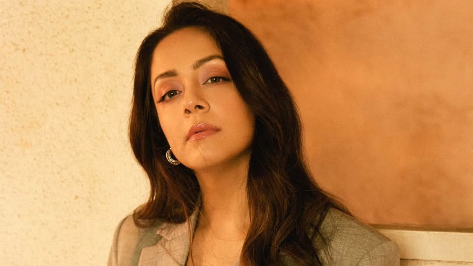 Jyothika speaking at an event