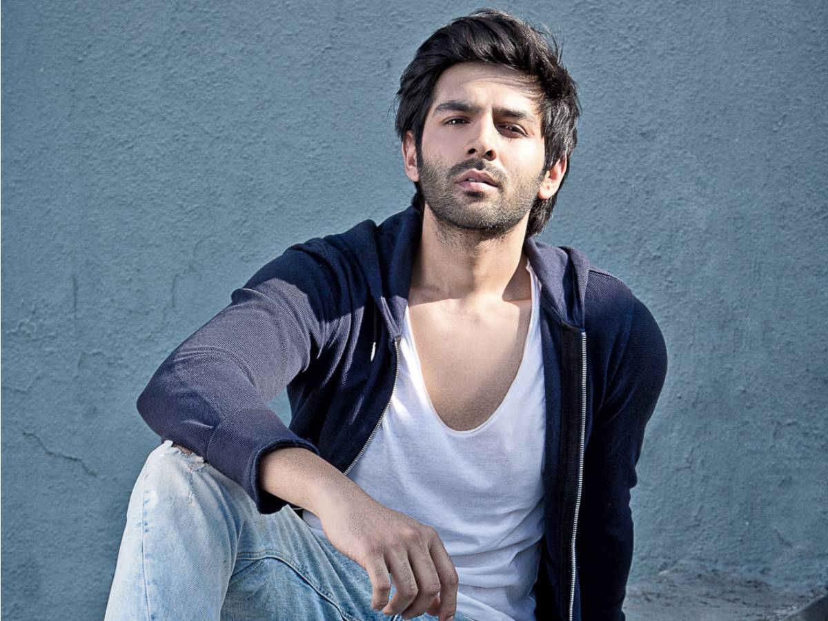 Kartik Aaryan in Captain India movie