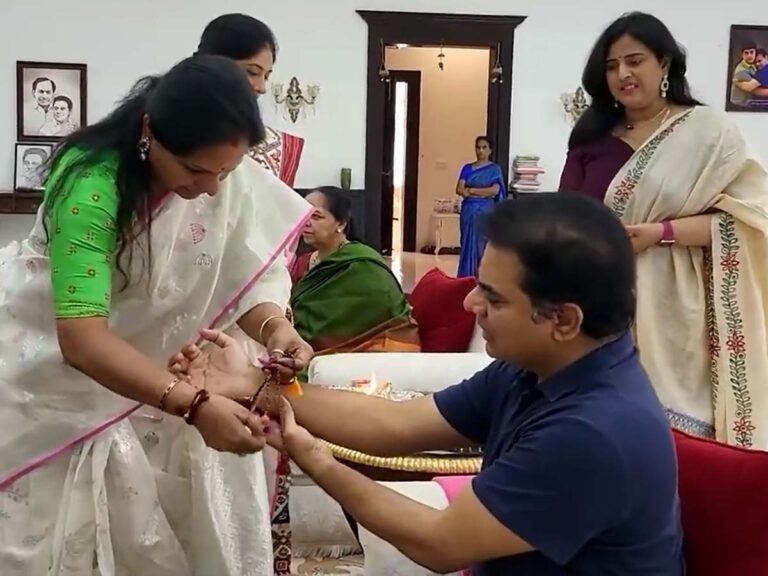 Kavitha, Don't like Tying Rakhi To KTR