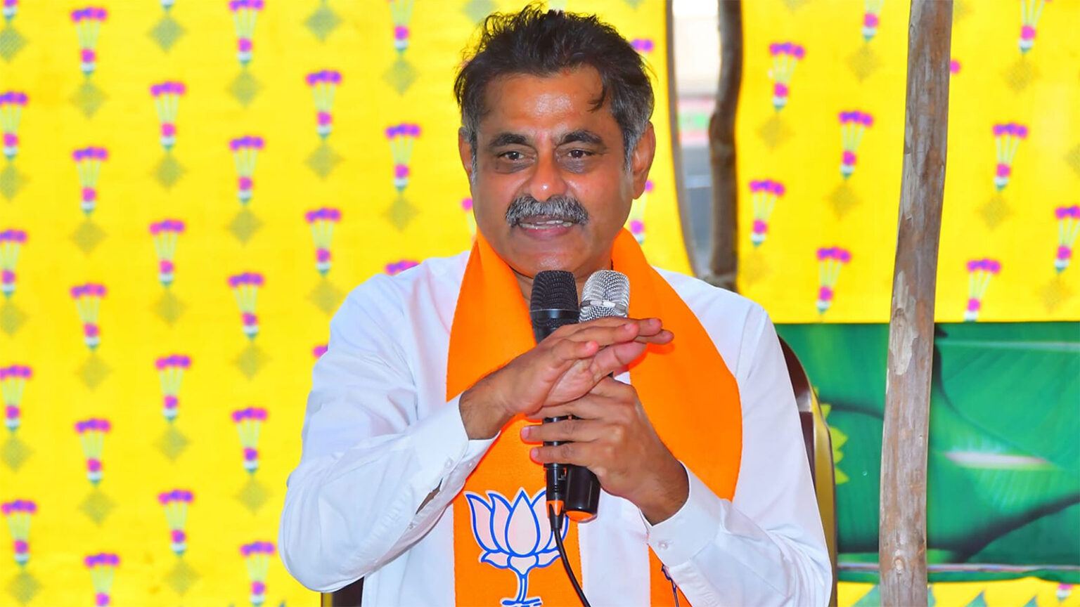Ponda Reddy Konda Vishweswar Reddy Shows Anger at BJP