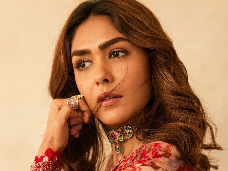Mrunal Thakur trolling