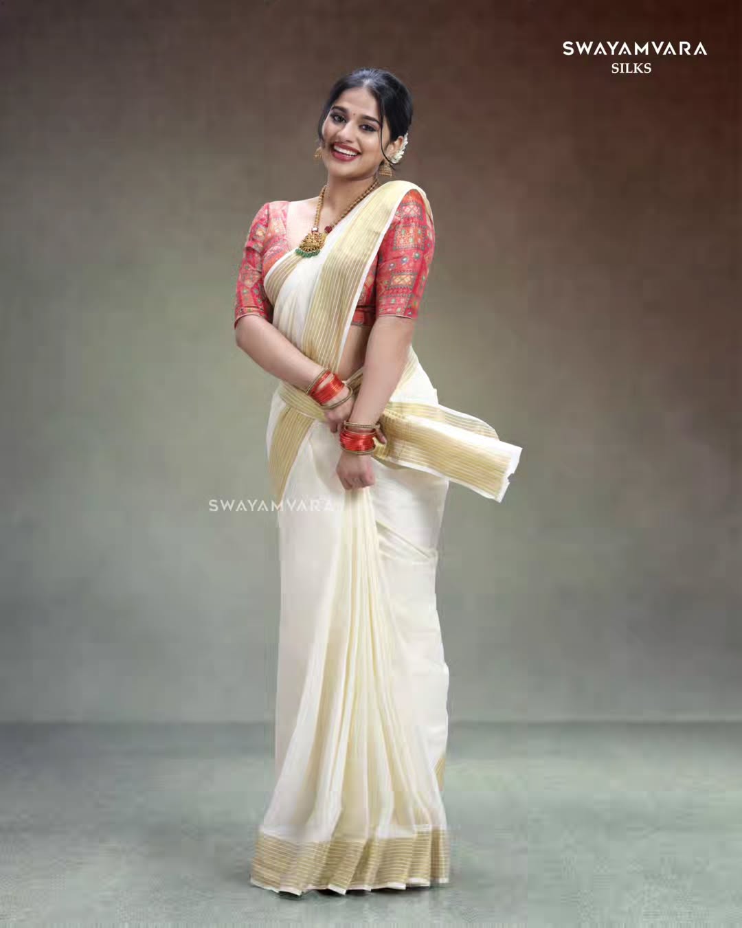 Radiant Nayanthara Chakravarthy highlights timeless beauty with bold stylish vibes.