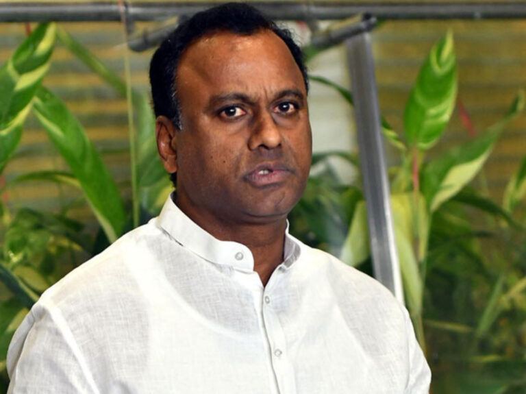 Rajagopal Reddy under party scrutiny